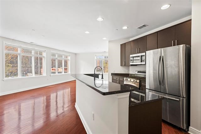 # 250012165 - For Rent in North Bergen NJ