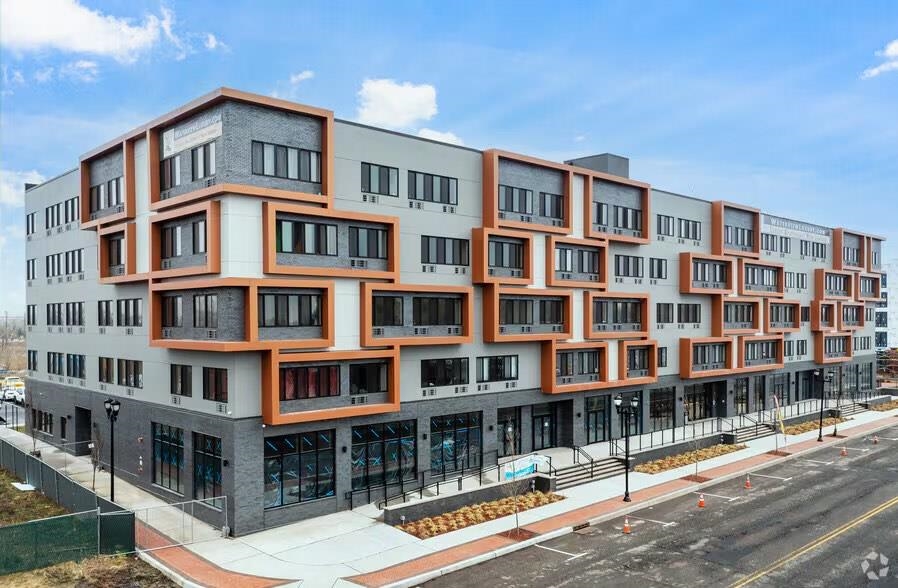 # 250012190 - For Rent in Bayonne NJ
