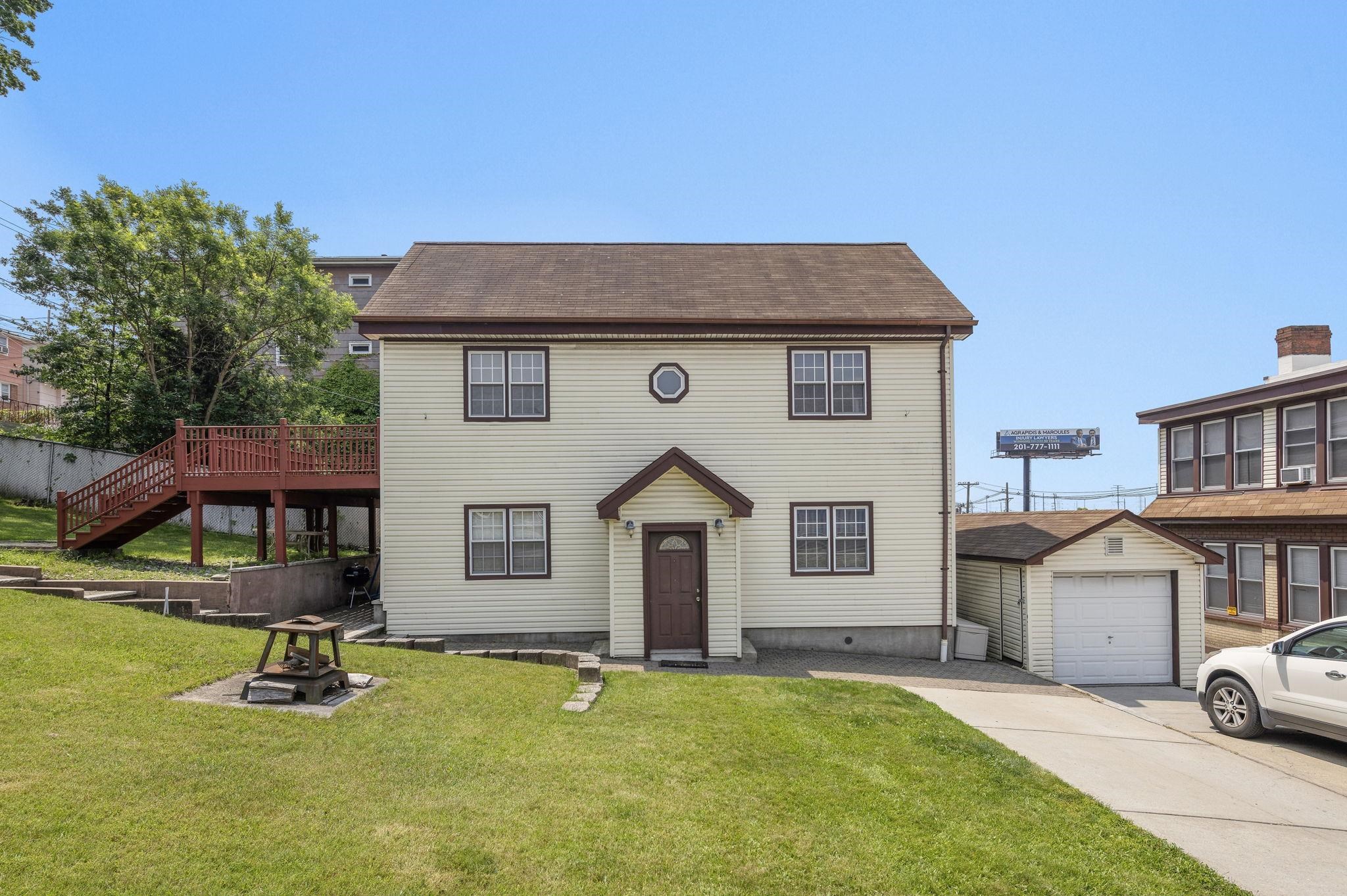 # 250012195 - For Rent in North Bergen NJ