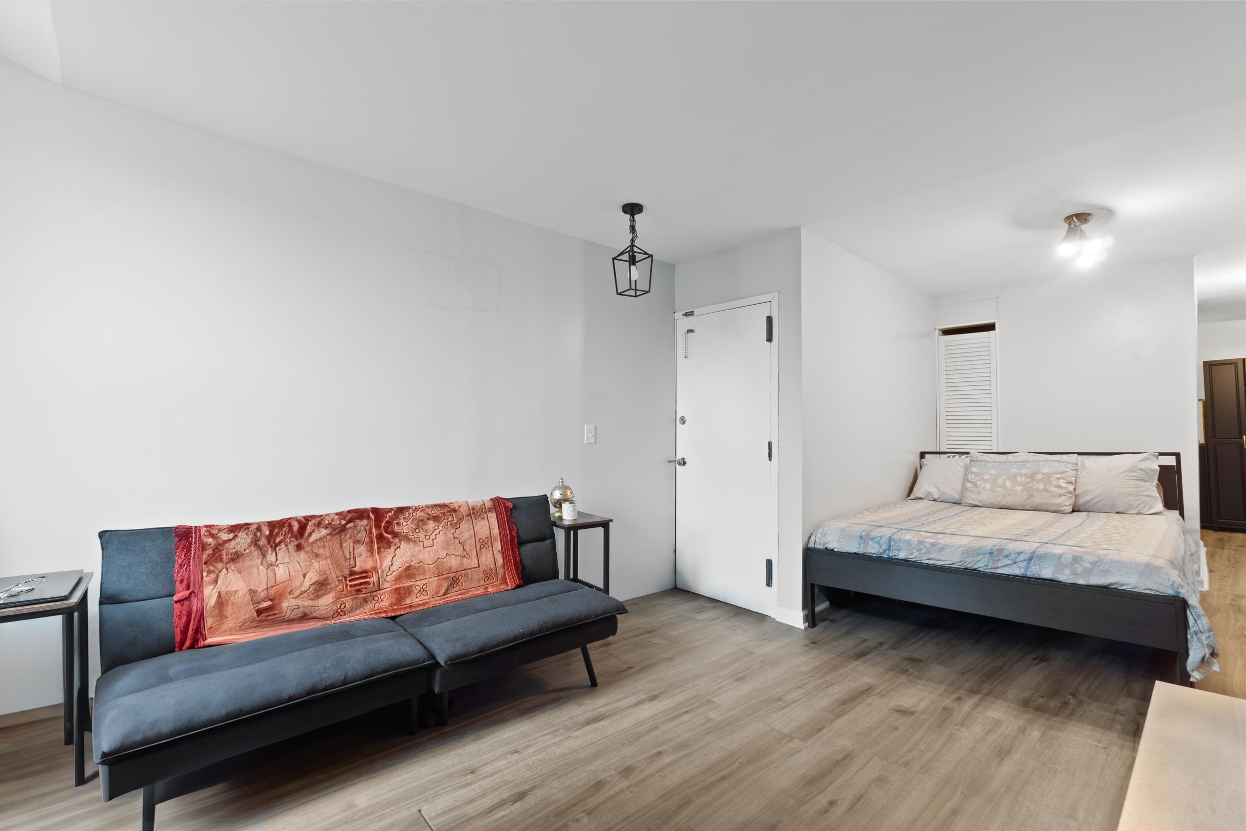 # 250012196 - For Rent in Hoboken NJ
