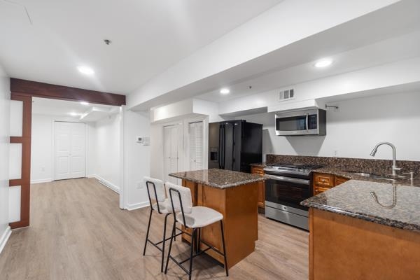 # 250012200 - For Rent in Union City NJ