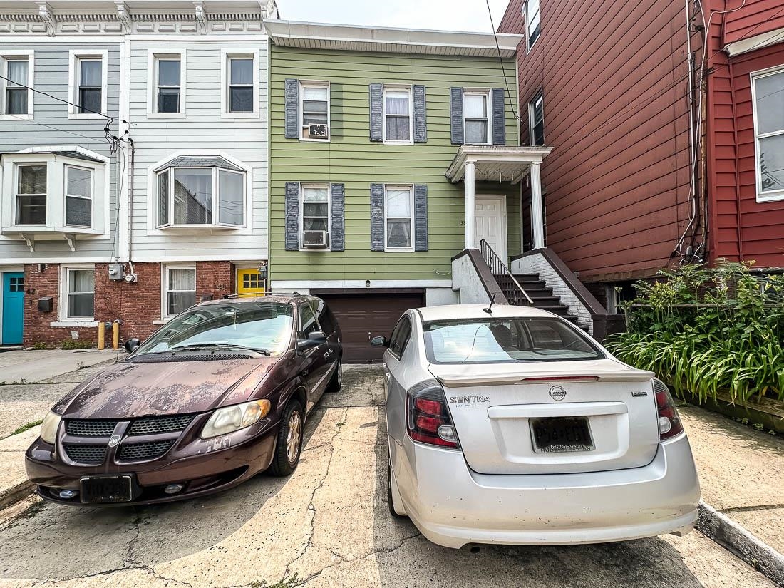 # 250012213 - For Rent in JERSEY CITY - Journal Square NJ