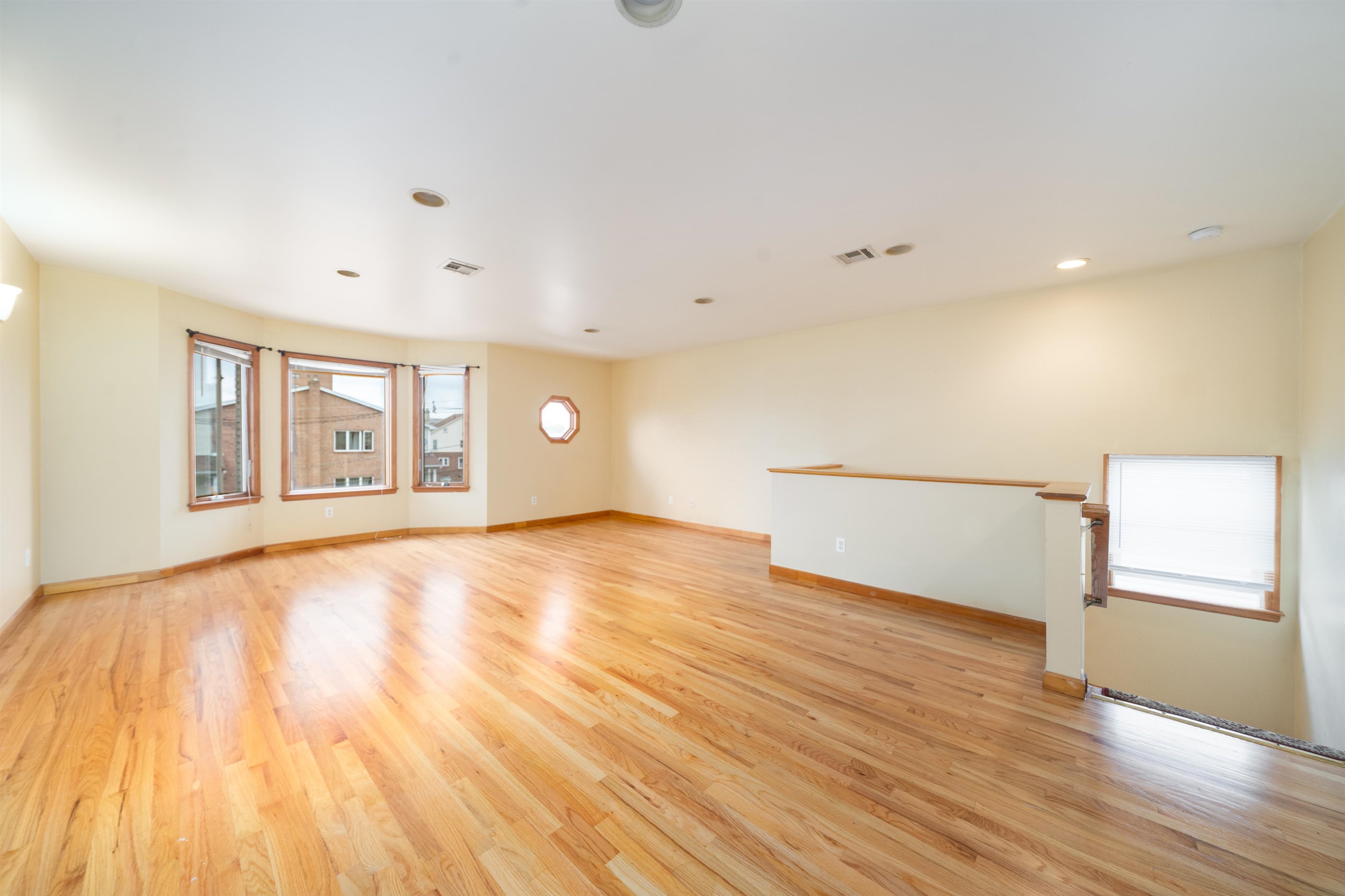 # 250012246 - For Rent in Bayonne NJ