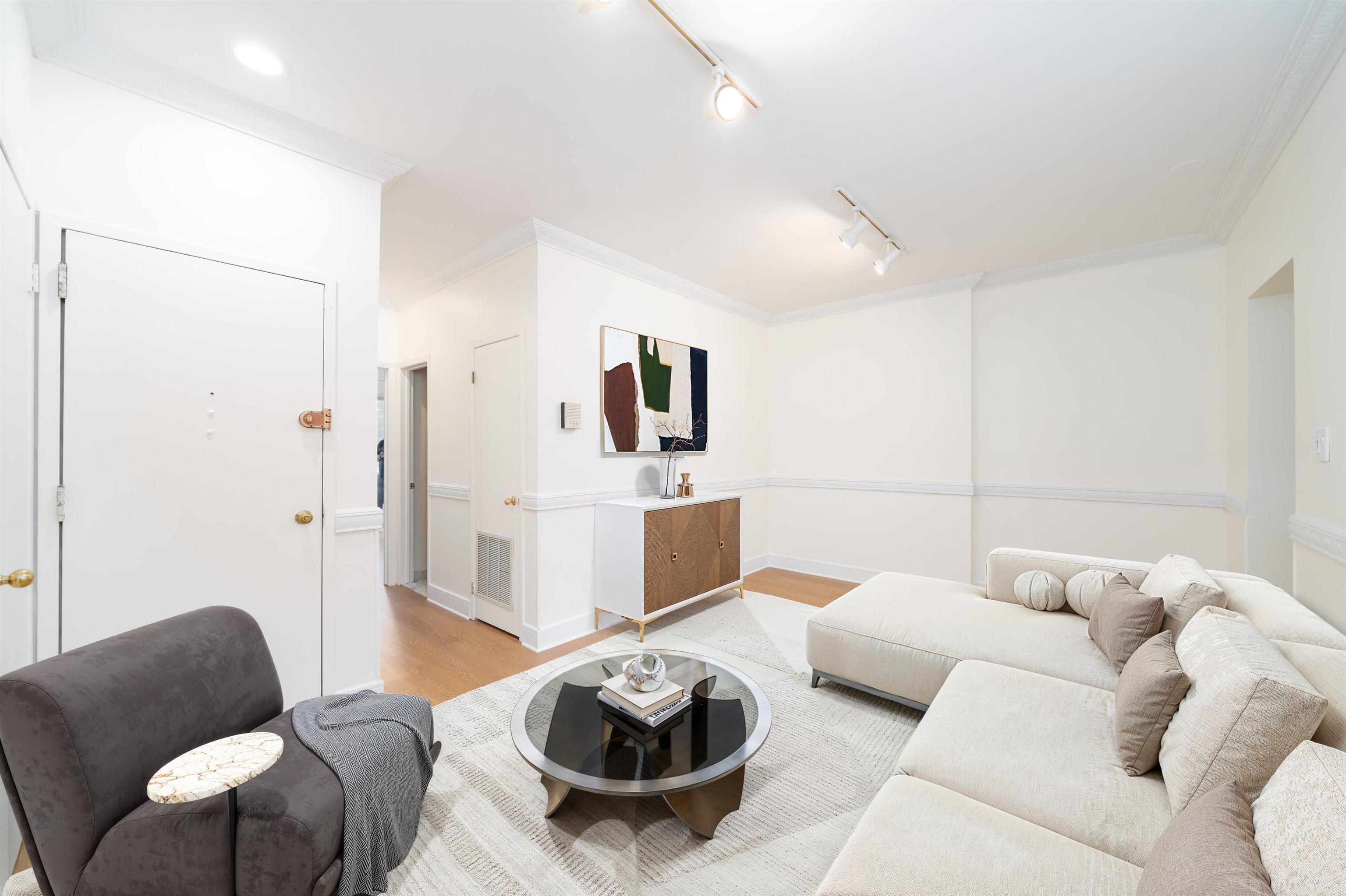 # 250012252 - For Rent in Hoboken NJ
