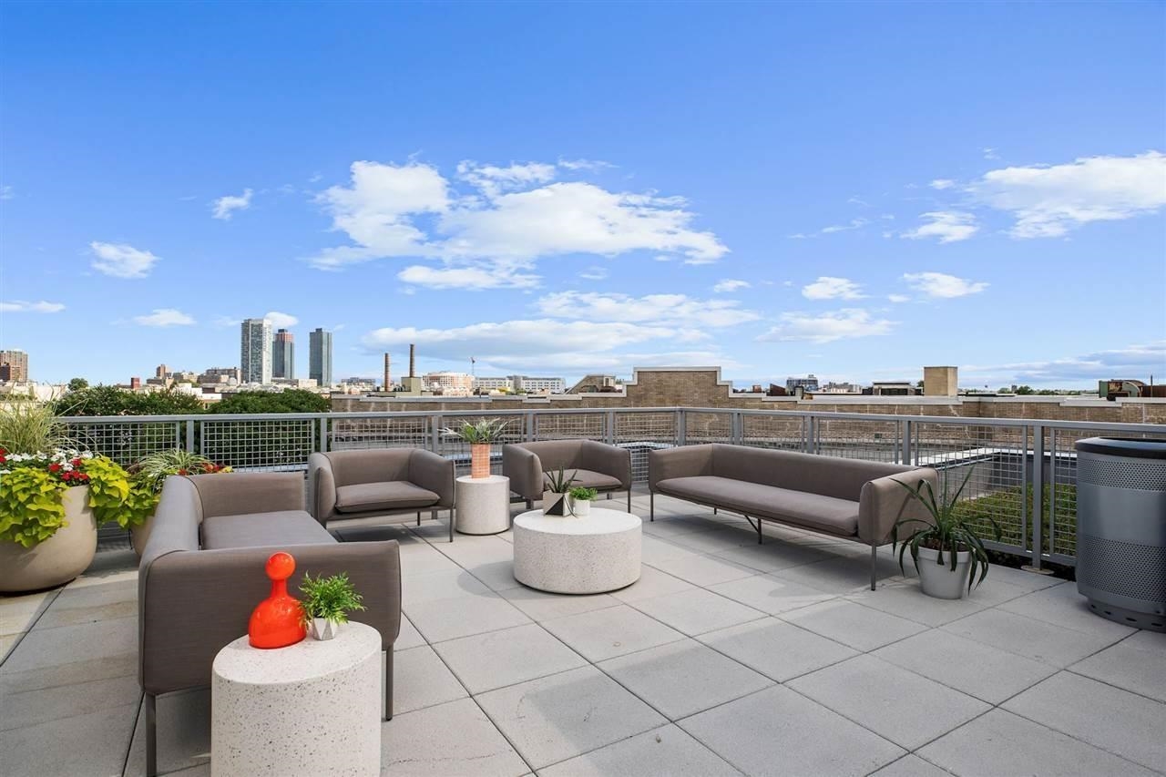 # 250012266 - For Rent in JERSEY CITY - Downtown NJ