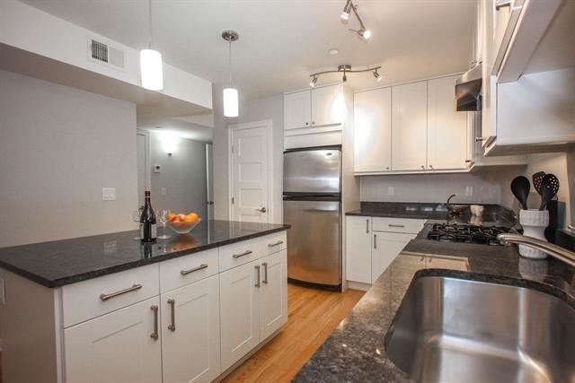 # 250012278 - For Rent in Hoboken NJ