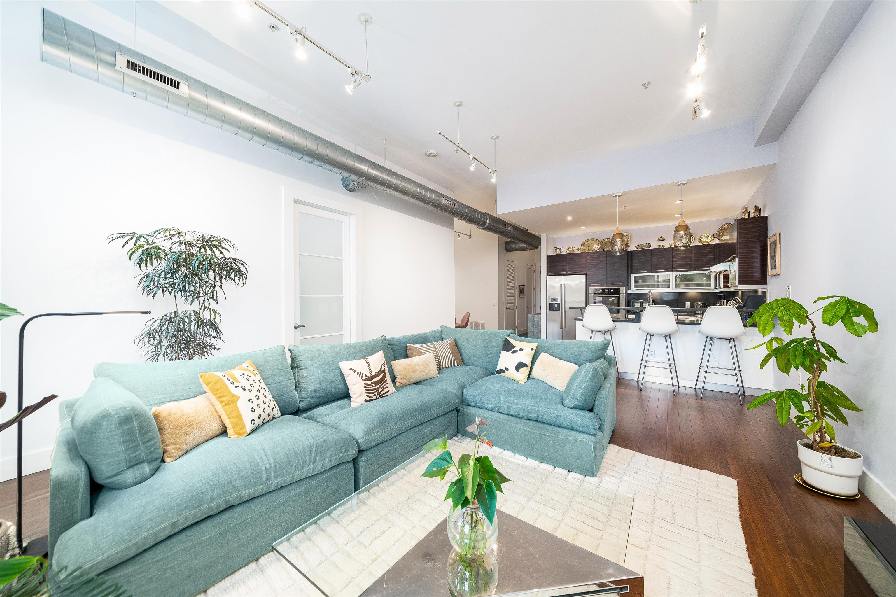 # 250012320 - For Rent in JERSEY CITY - Journal Square NJ