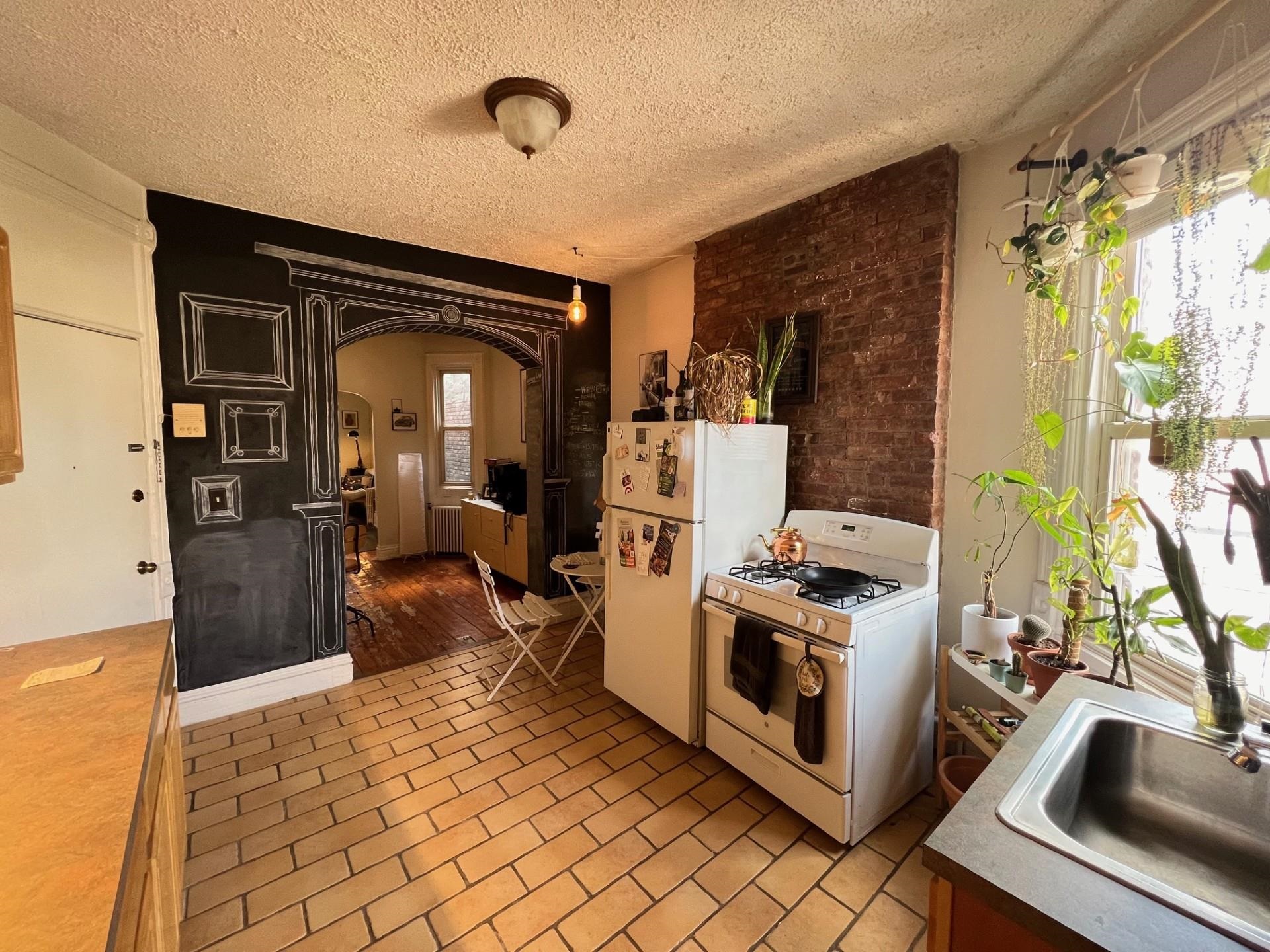 # 250012327 - For Rent in JERSEY CITY - Downtown NJ