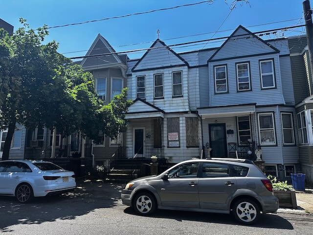 # 250012331 - For Rent in JERSEY CITY - Journal Square NJ