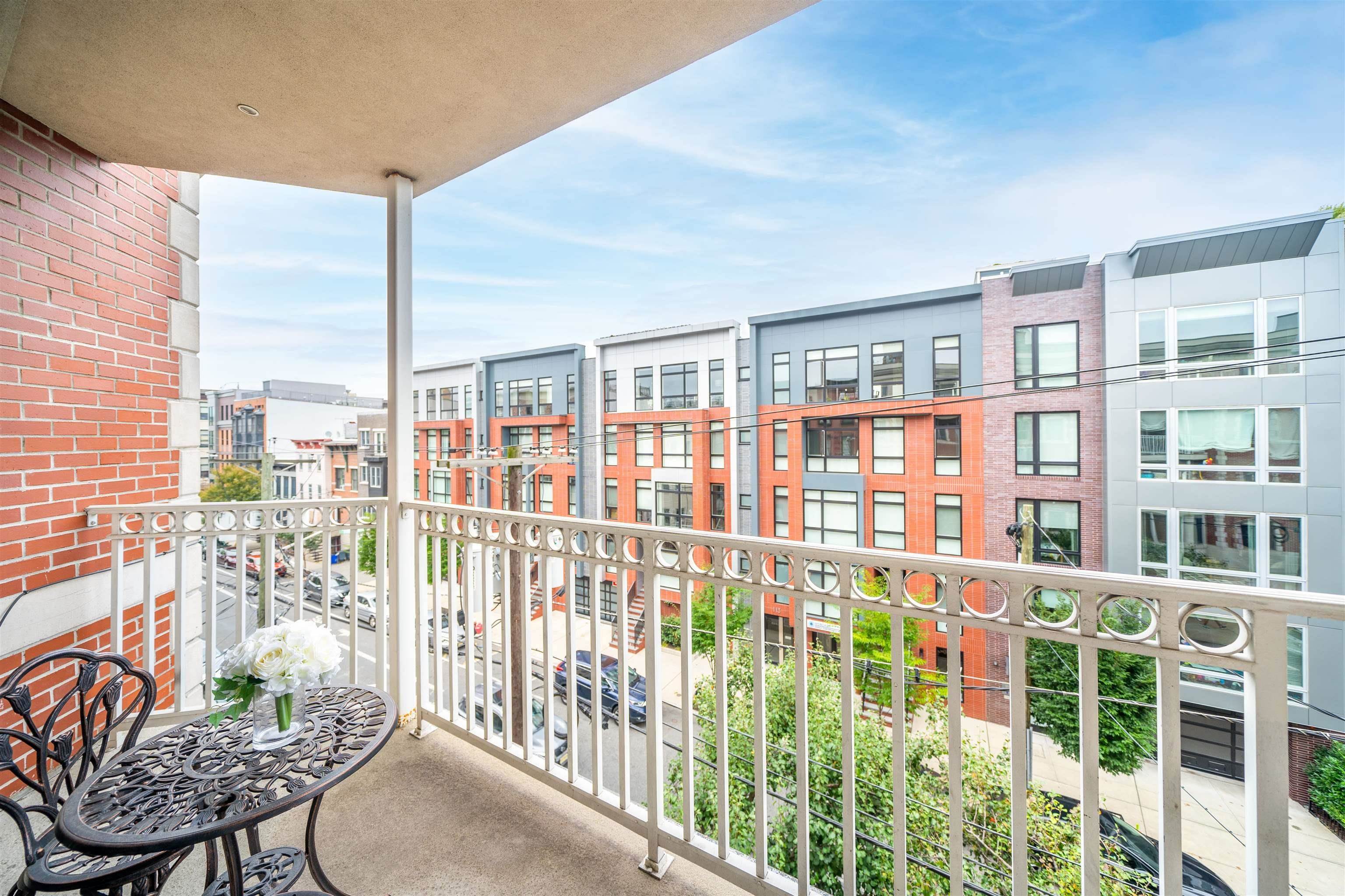 # 250012338 - For Rent in Hoboken NJ
