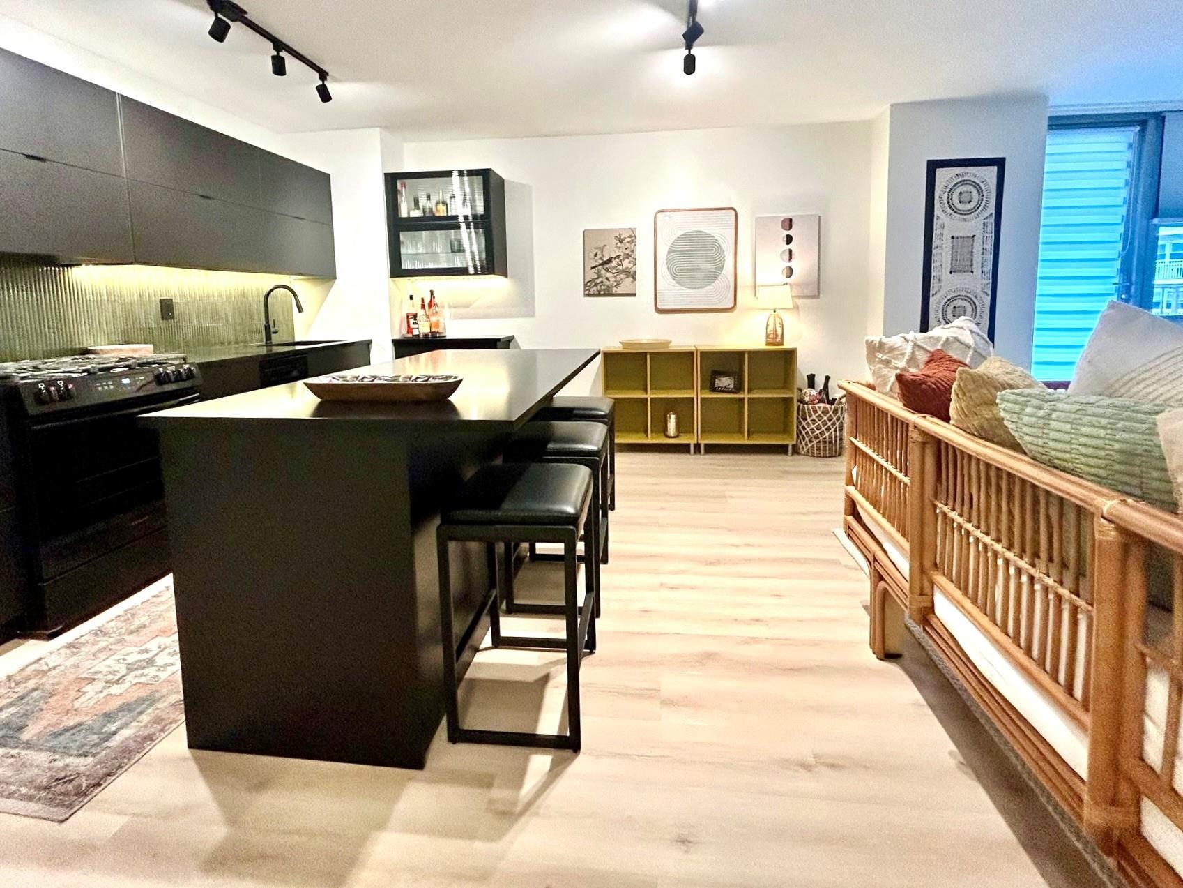 # 250012346 - For Rent in West New York NJ