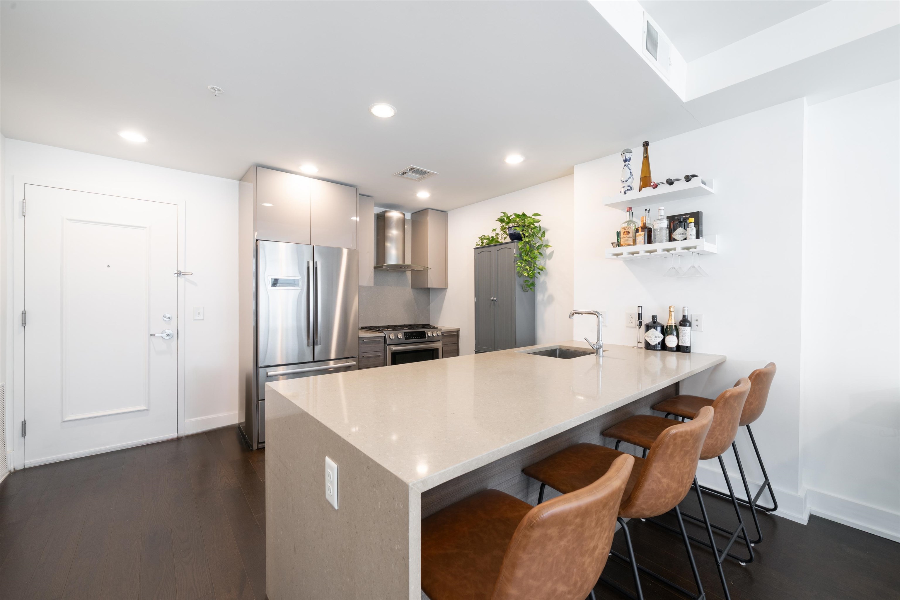 # 250012369 - For Rent in JERSEY CITY - Downtown NJ