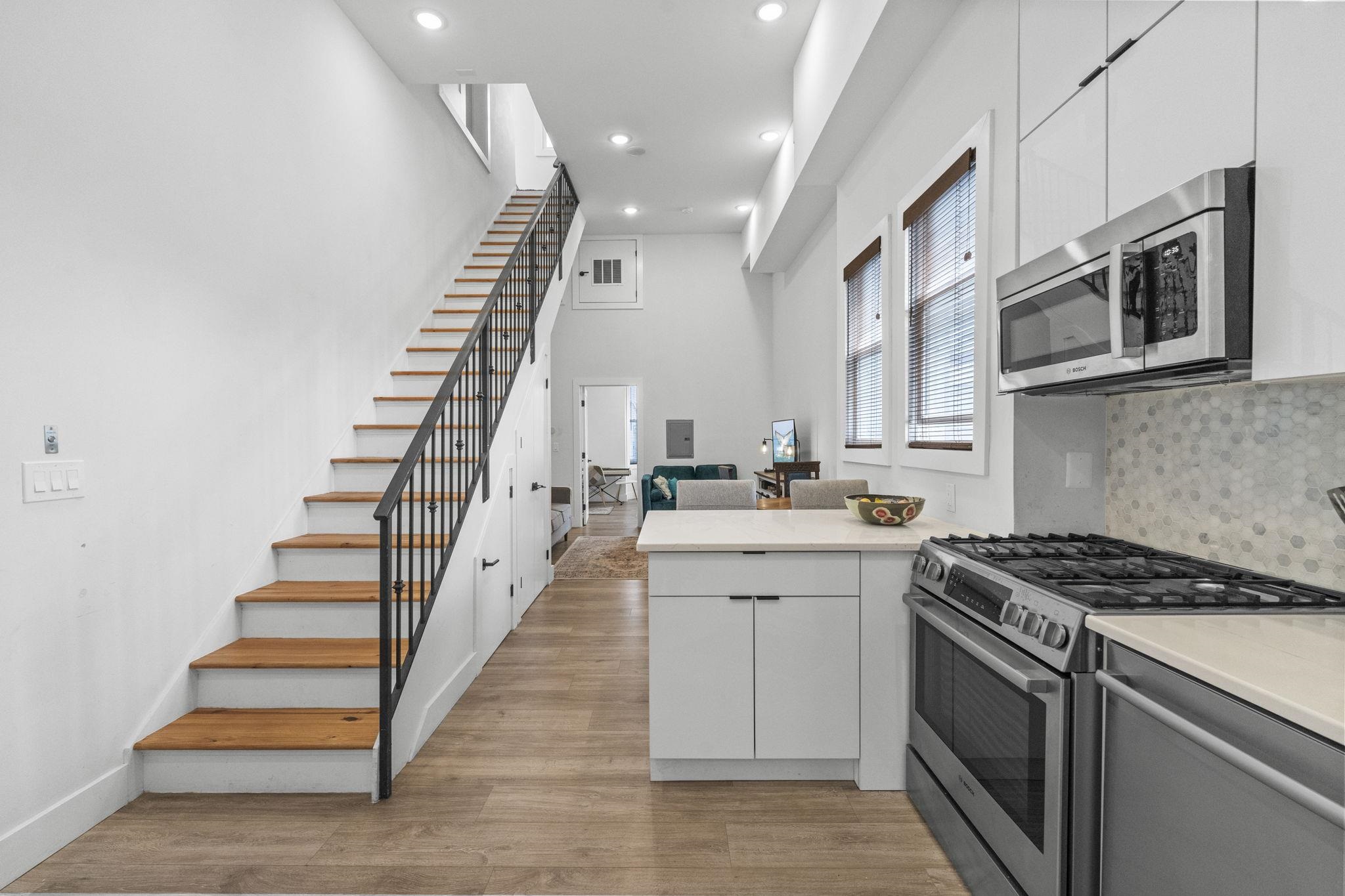 # 250012378 - For Rent in JERSEY CITY - Heights NJ
