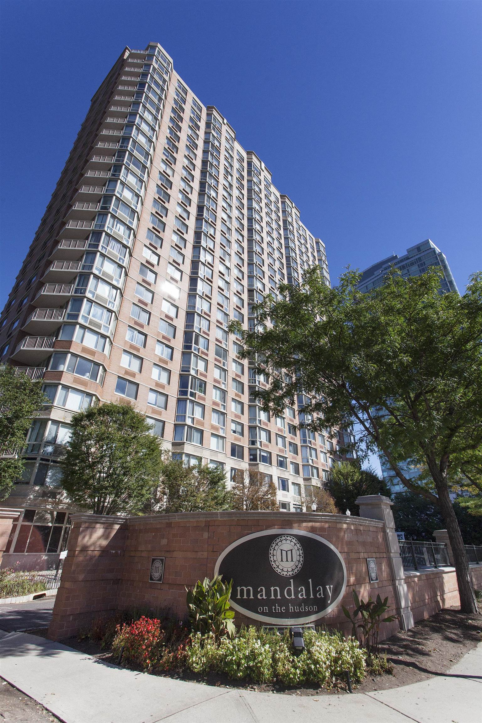 # 250012396 - For Rent in JERSEY CITY - Downtown NJ