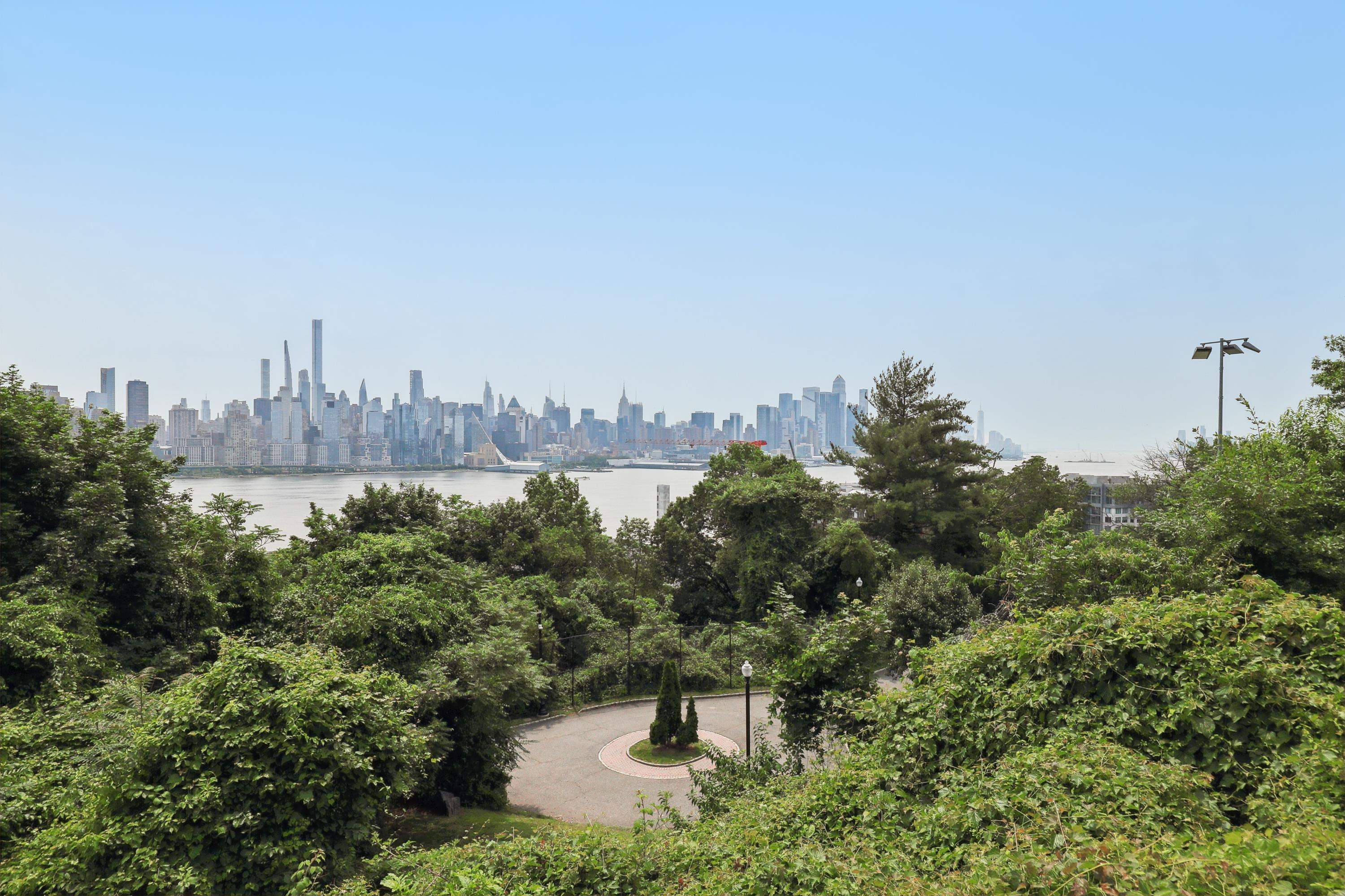 # 250012428 - For Rent in West New York NJ