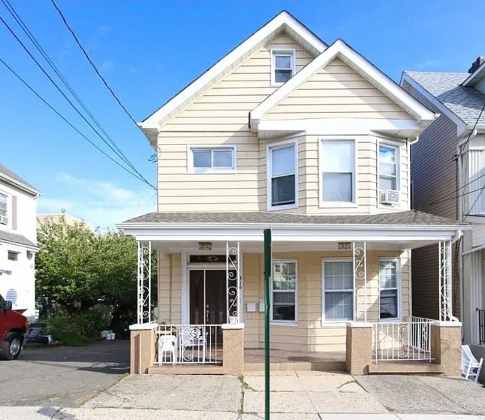 # 250012461 - For Rent in Kearny NJ