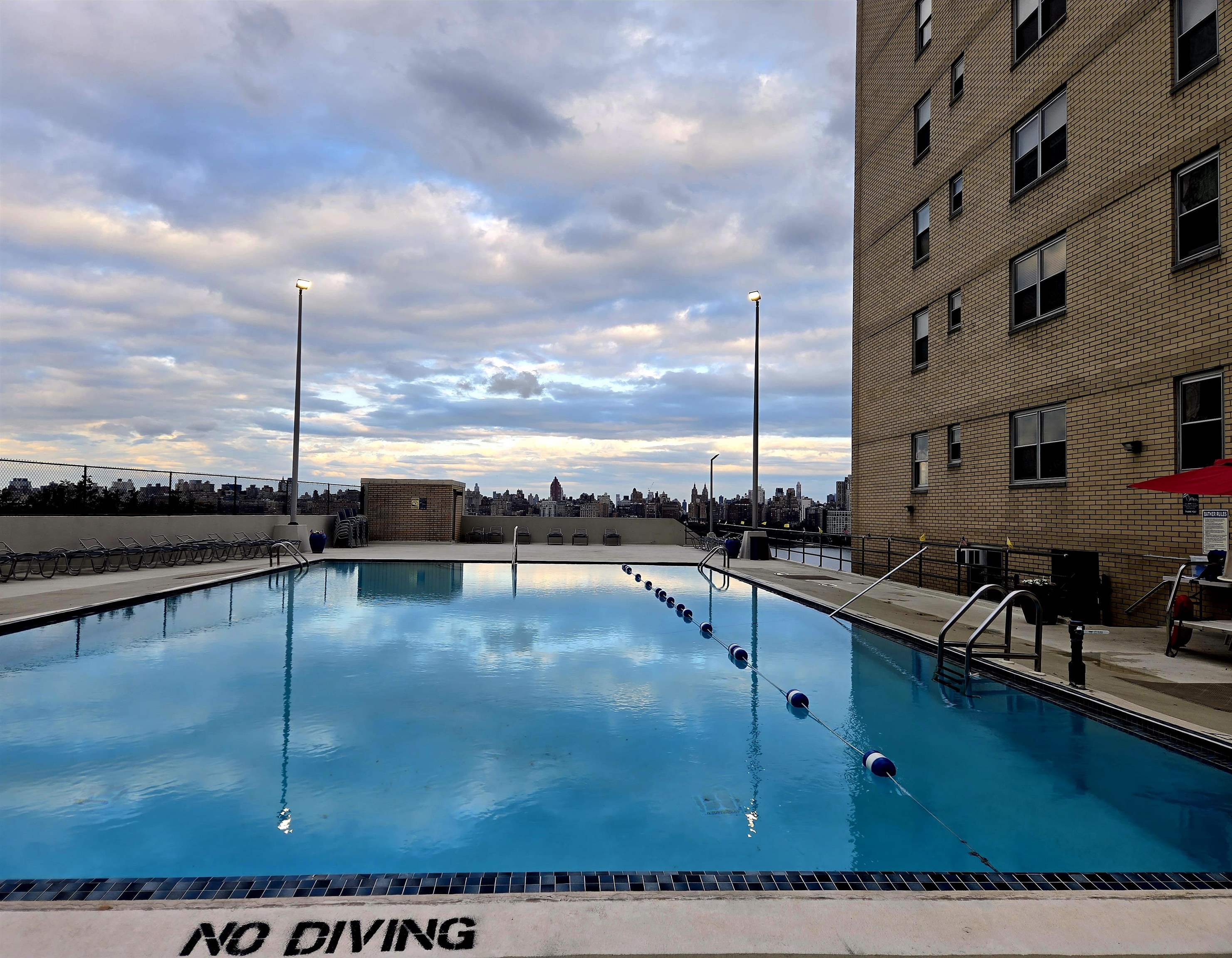 # 250012519 - For Rent in West New York NJ