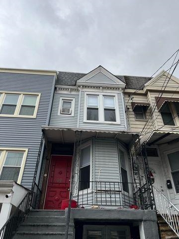 # 250012522 - For Rent in JERSEY CITY - Greenville NJ