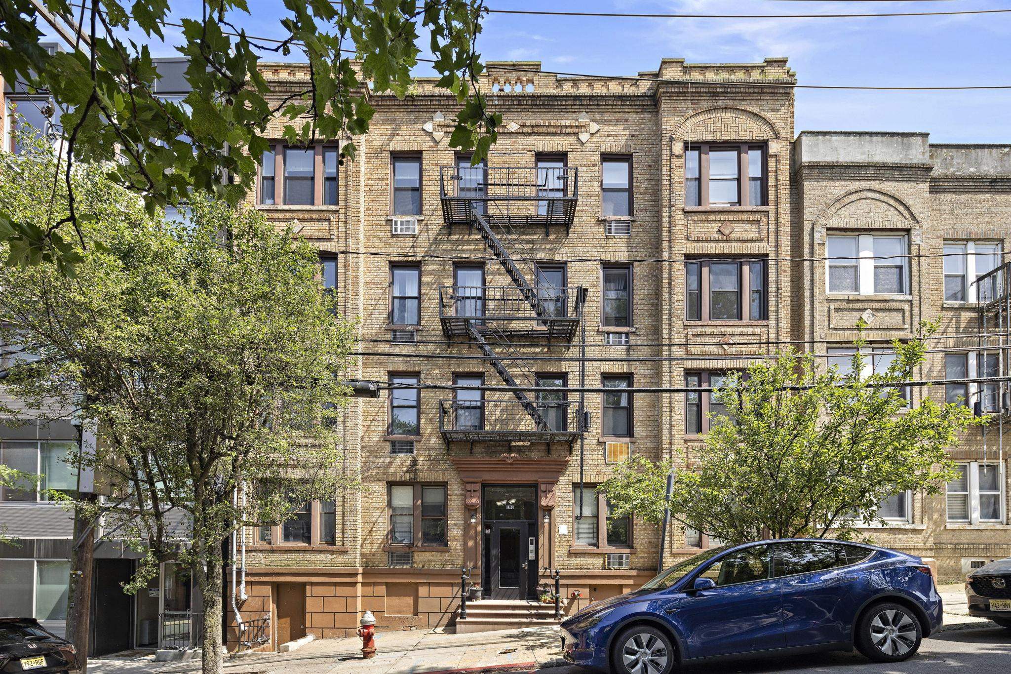 # 250012537 - For Rent in JERSEY CITY - Journal Square NJ