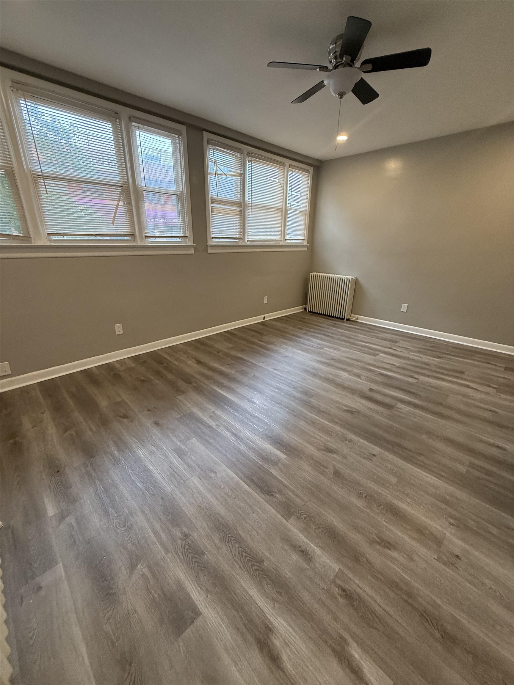 # 250012581 - For Rent in Bayonne NJ