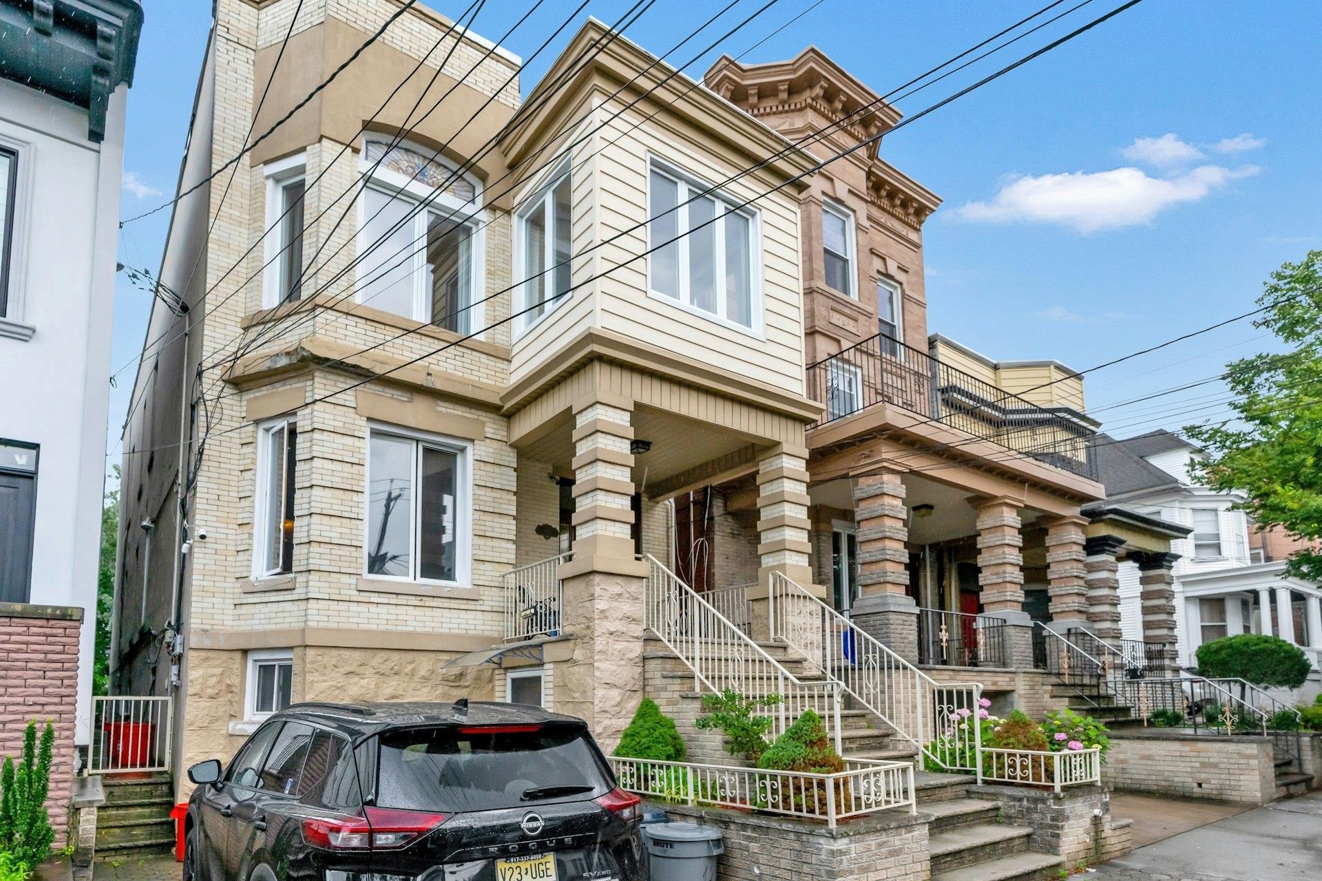 # 250012583 - For Rent in Weehawken NJ