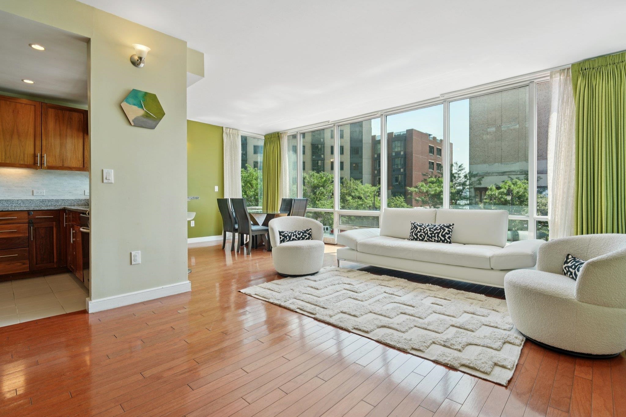 # 250012624 - For Rent in JERSEY CITY - Downtown NJ