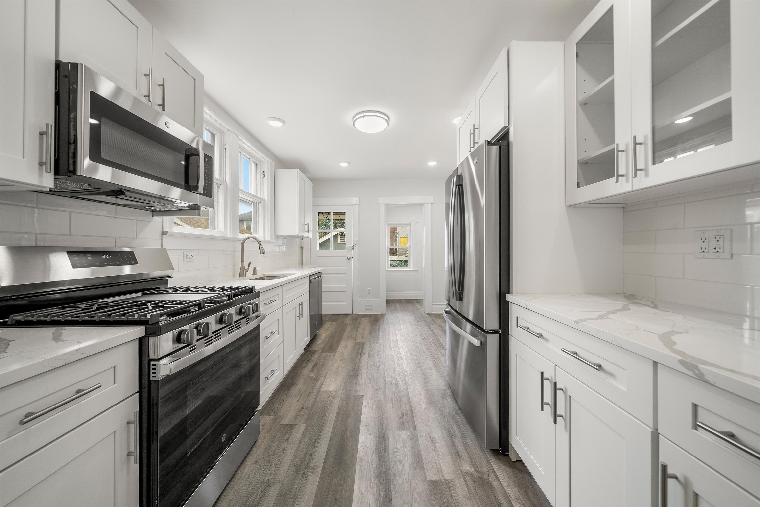# 250012652 - For Rent in North Bergen NJ