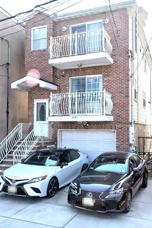 # 250012653 - For Rent in North Bergen NJ