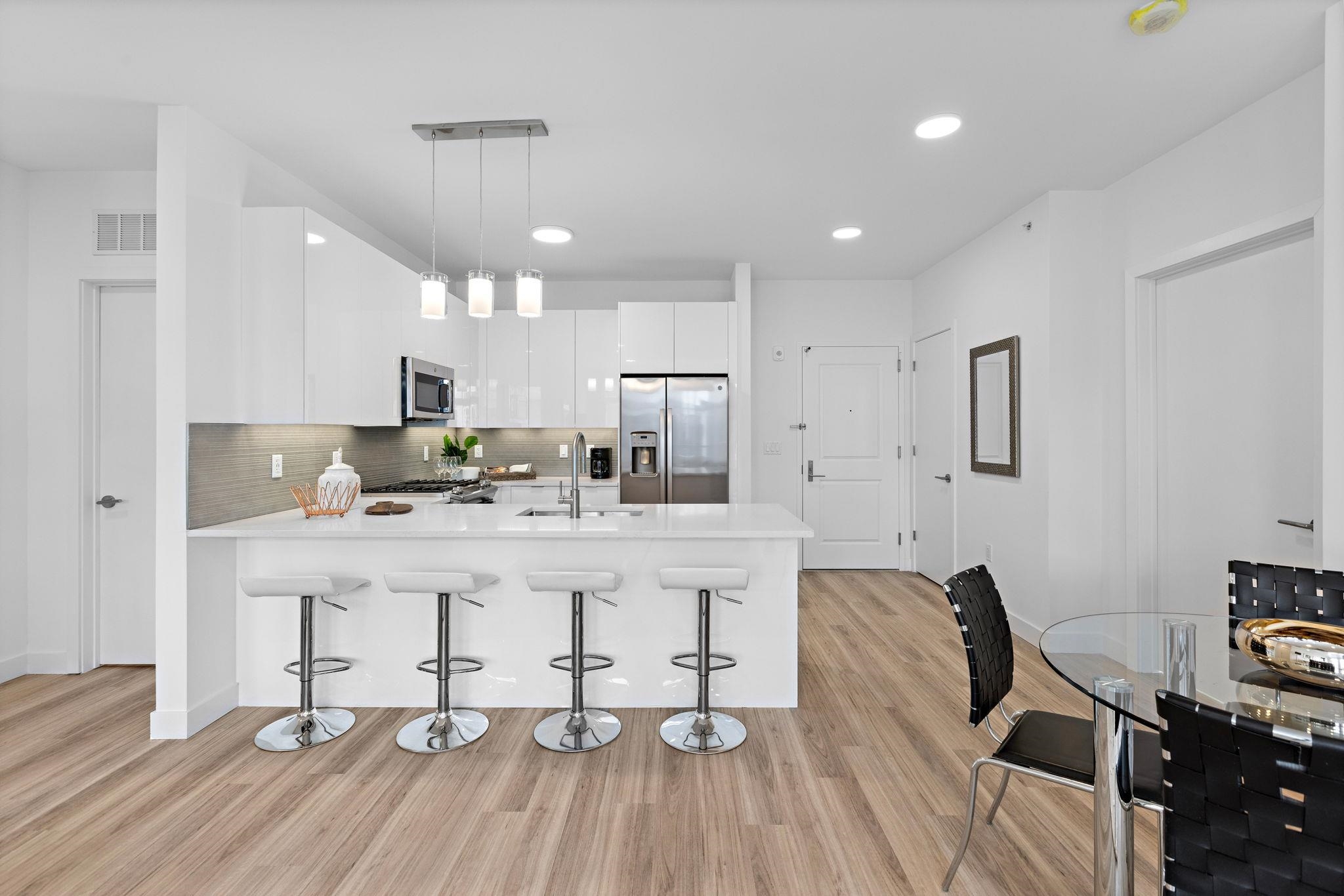 # 250012730 - For Rent in North Bergen NJ