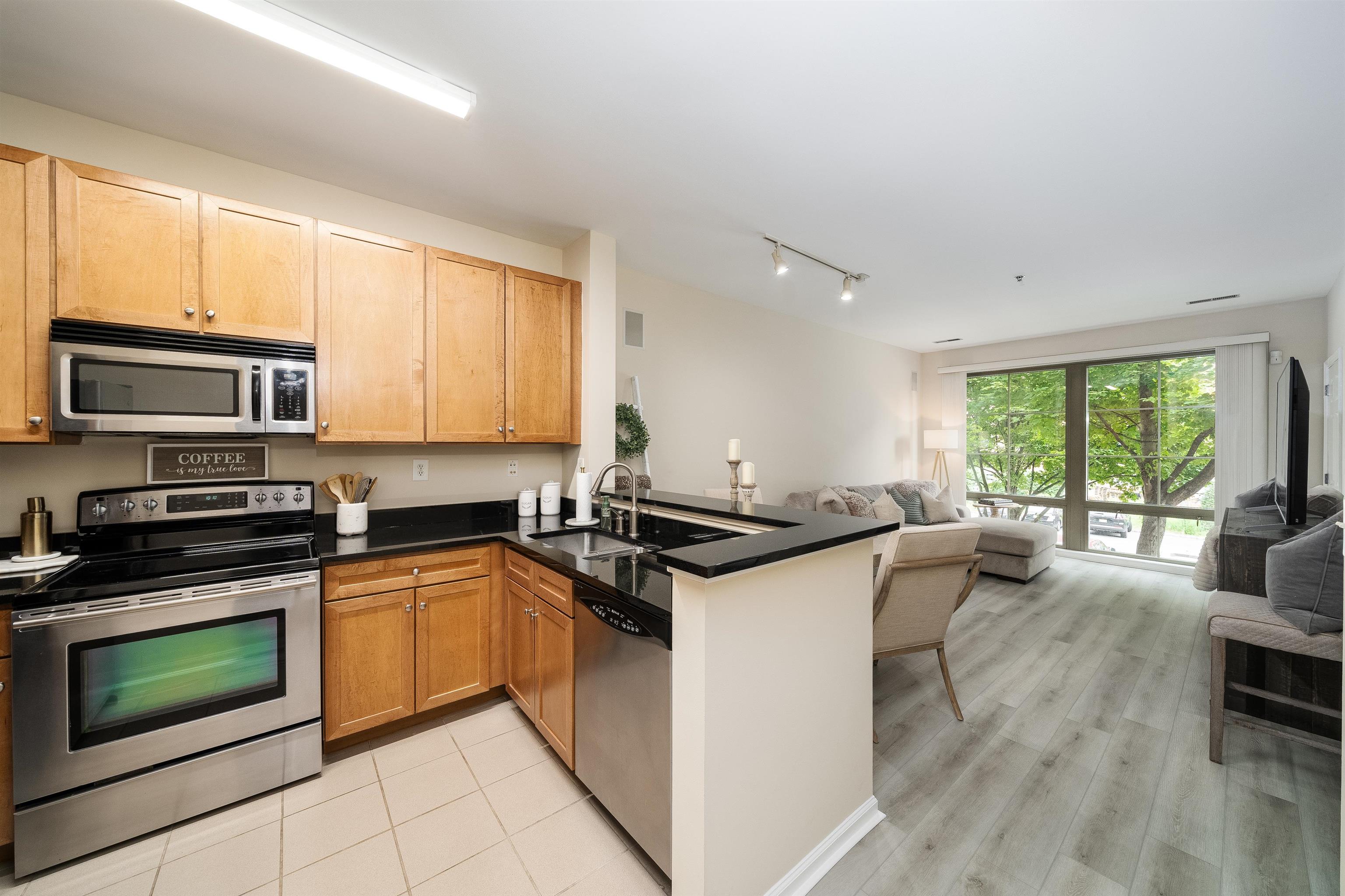 # 250012835 - For Rent in West New York NJ