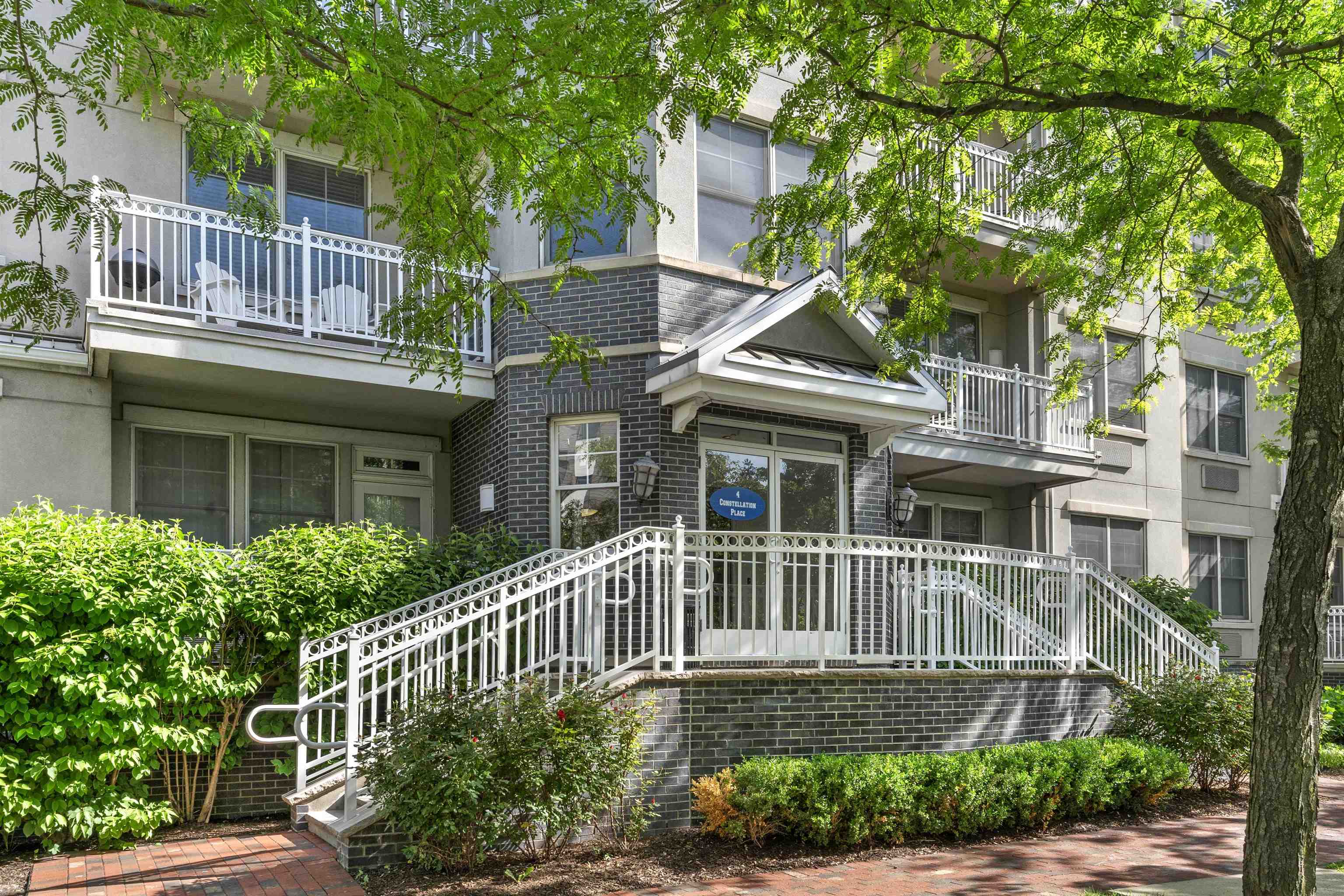 # 250012849 - For Rent in JERSEY CITY - Greenville NJ
