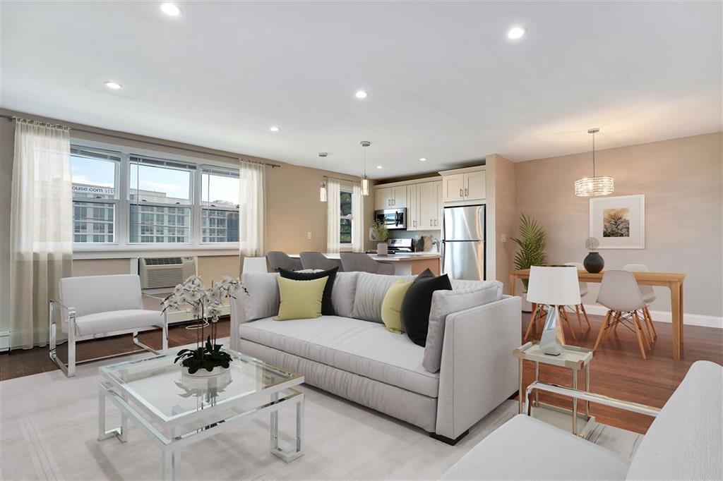 # 250012857 - For Rent in JERSEY CITY - Heights NJ