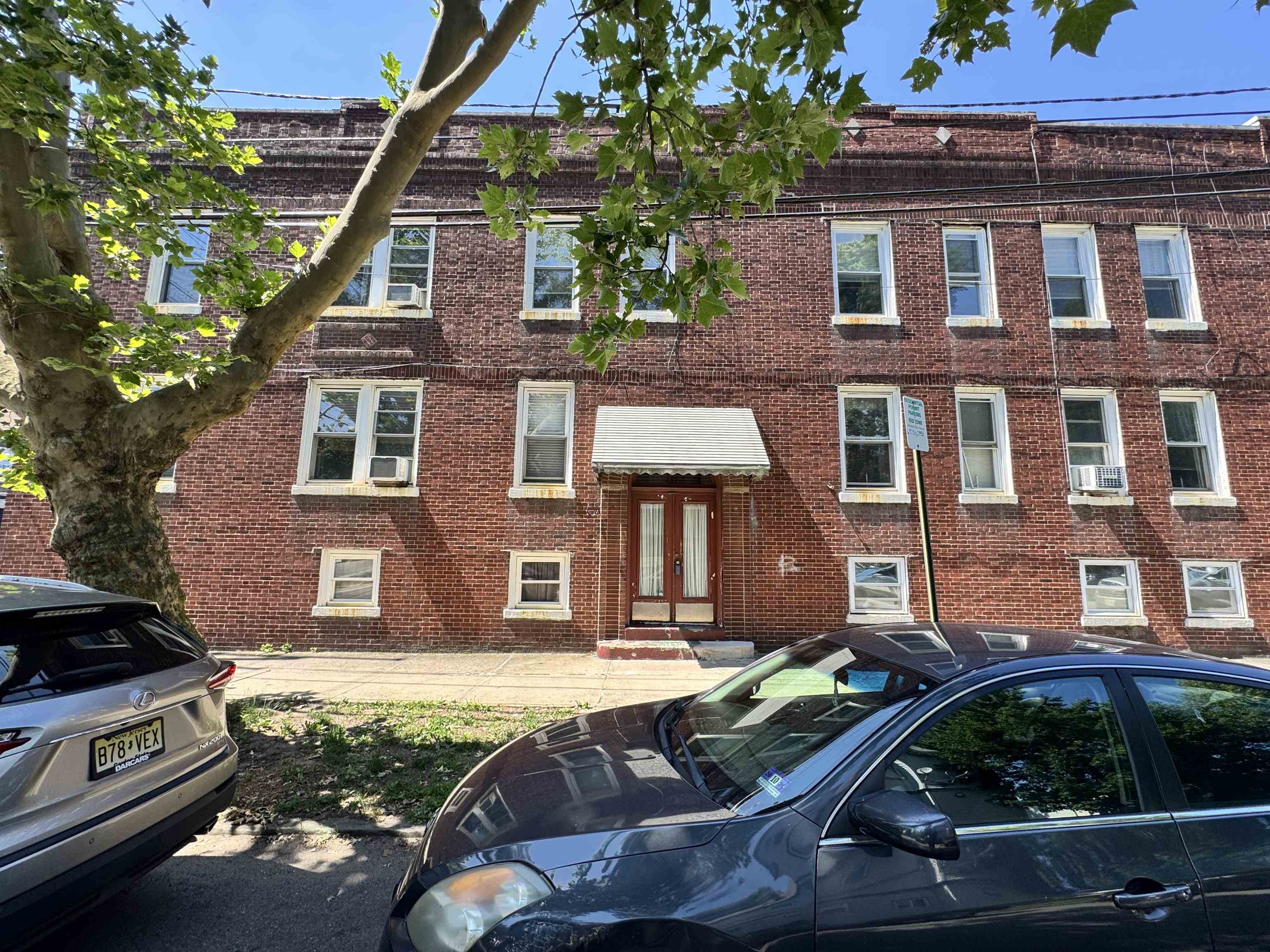 # 250012953 - For Rent in Bayonne NJ