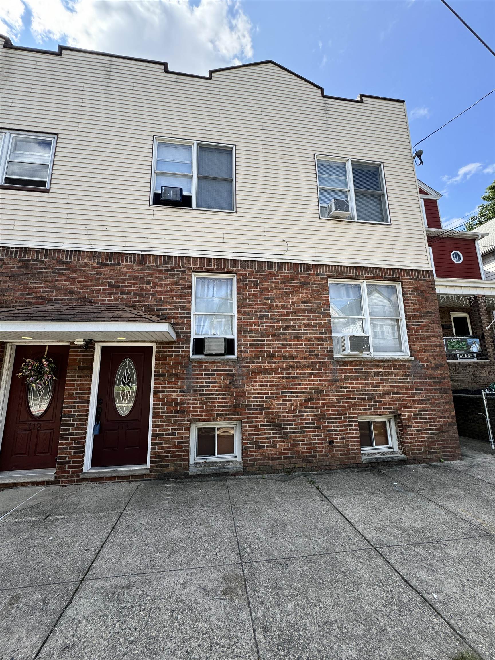 # 250012954 - For Rent in Bayonne NJ