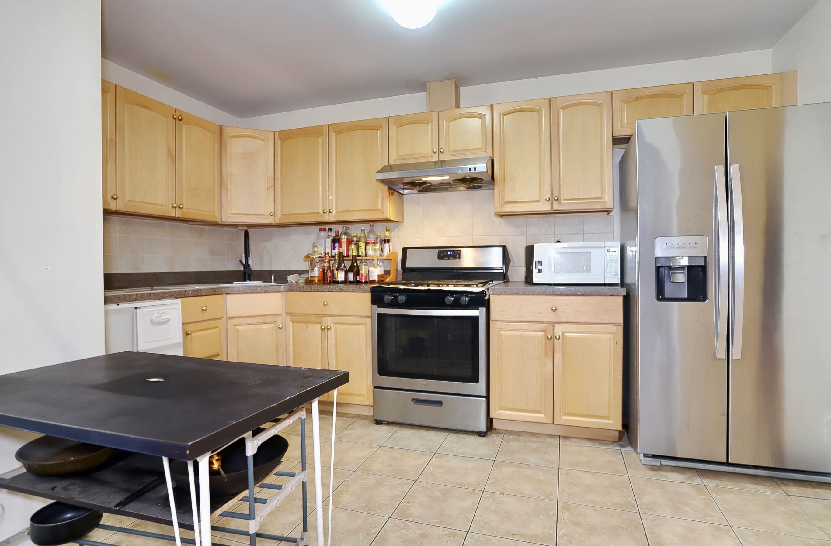 # 250013005 - For Rent in JERSEY CITY - Heights NJ
