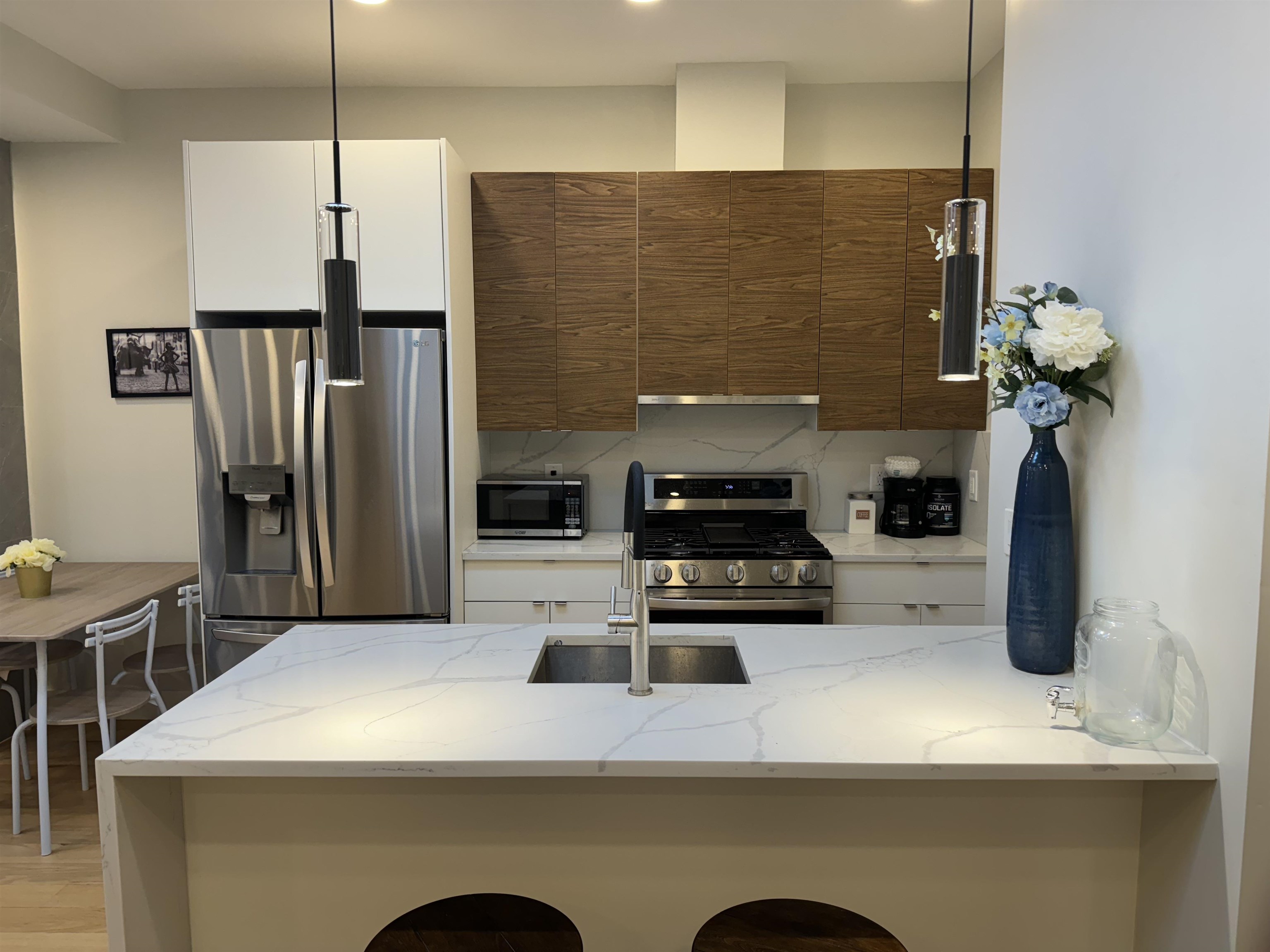 # 250013019 - For Rent in JERSEY CITY - Heights NJ