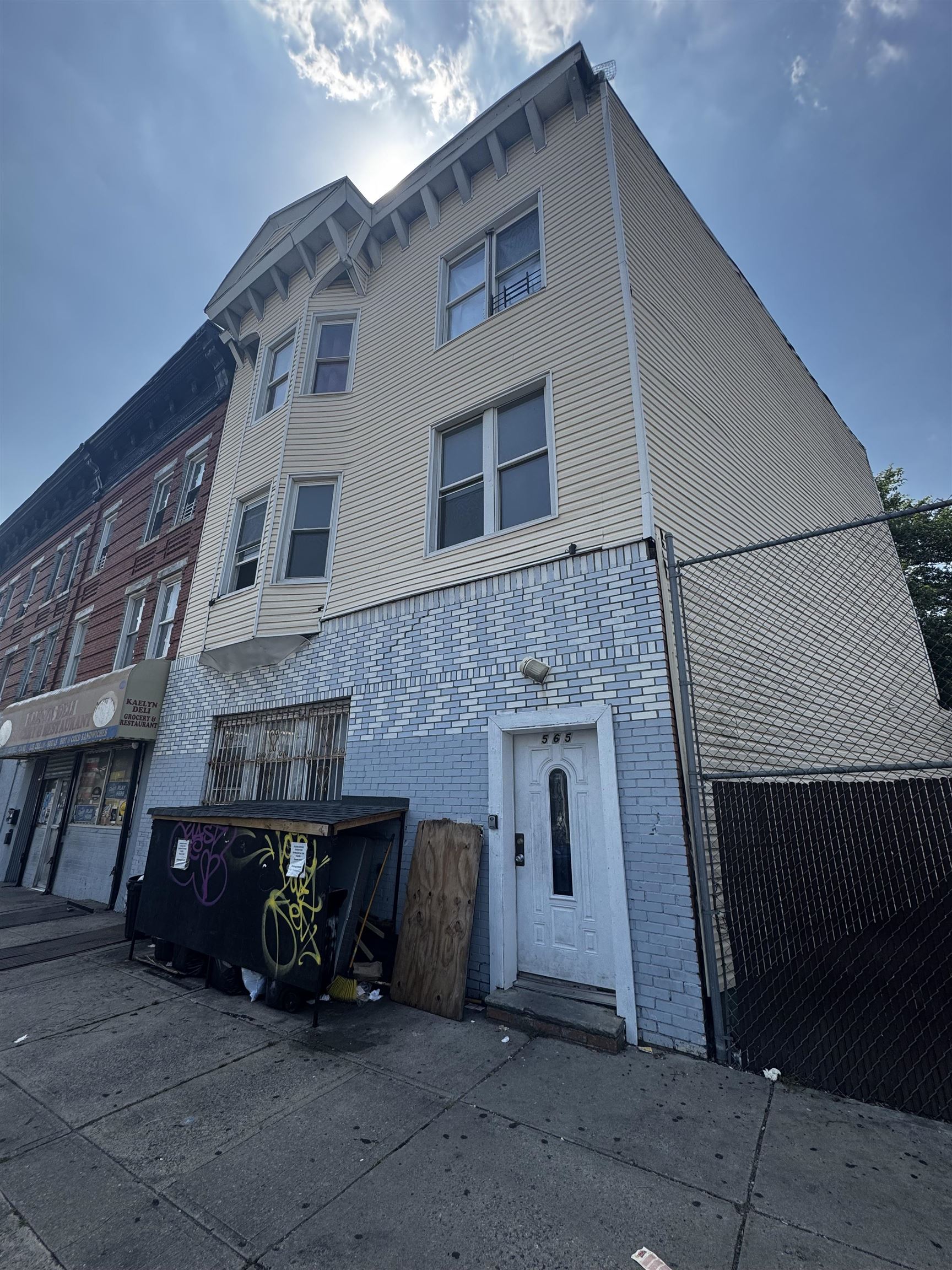 # 250013048 - For Rent in JERSEY CITY - Greenville NJ