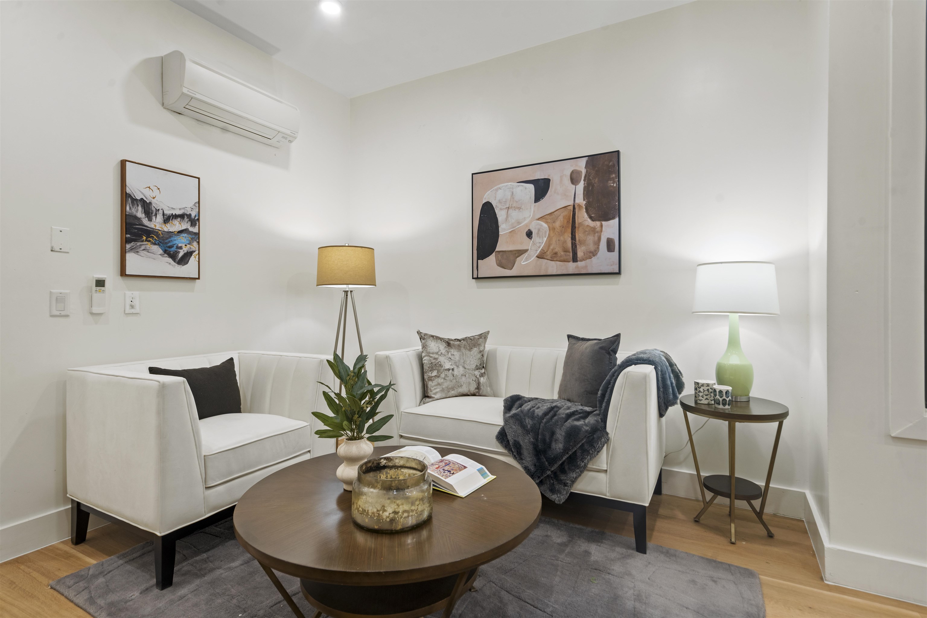 # 250013052 - For Rent in JERSEY CITY - Heights NJ