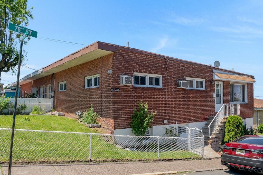 # 250013071 - For Rent in North Bergen NJ