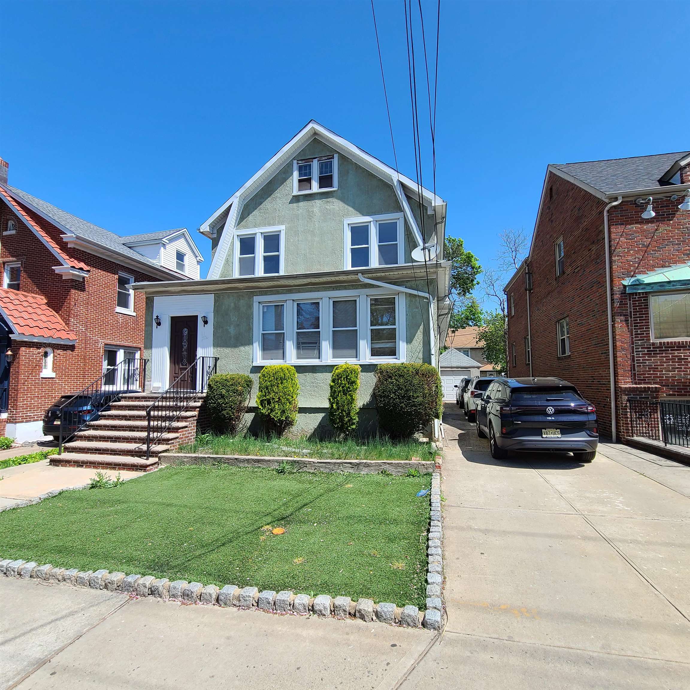 # 250013171 - For Rent in North Bergen NJ