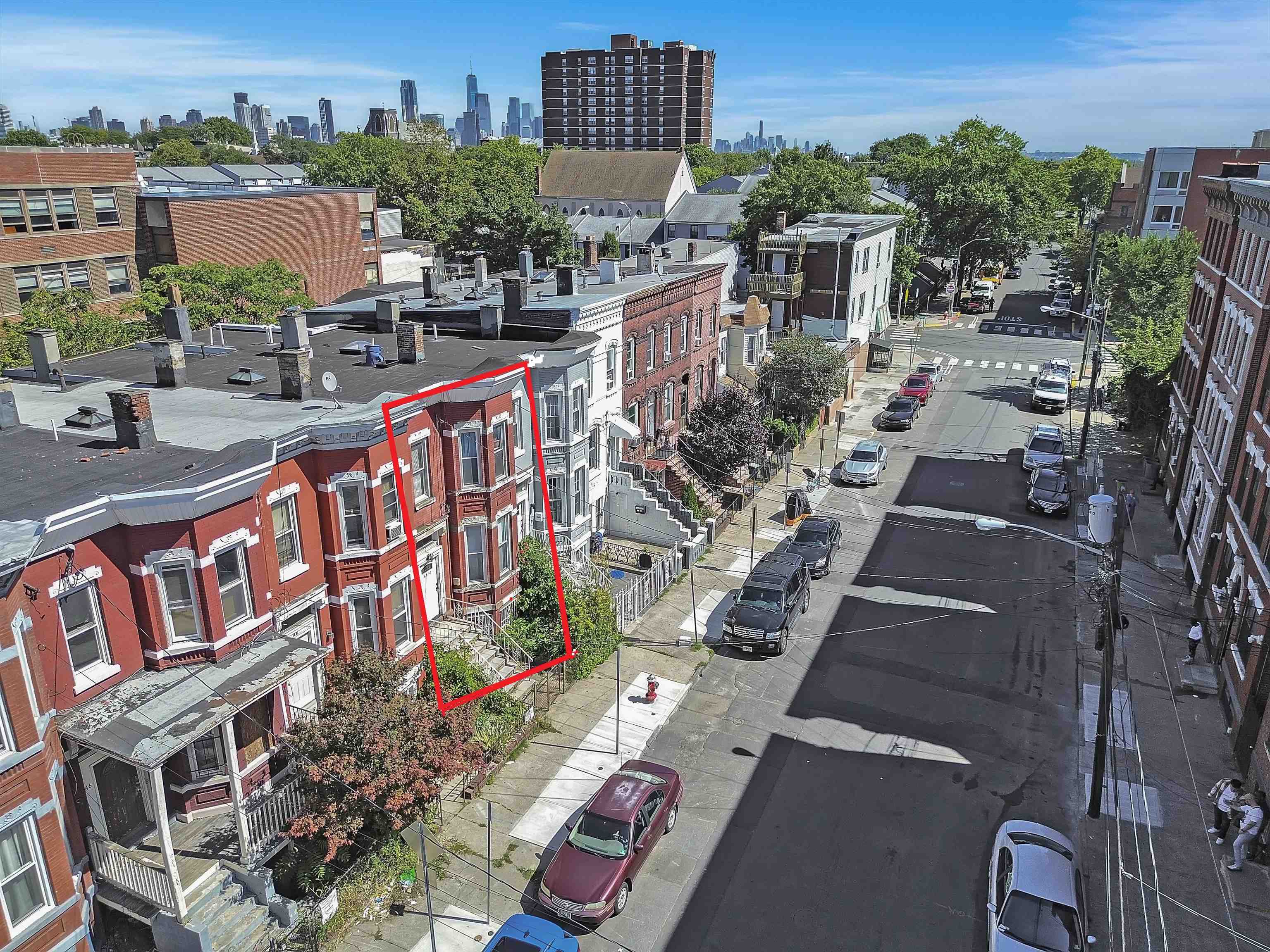 # 250013188 - For Rent in JERSEY CITY - Bergen-Lafayett NJ