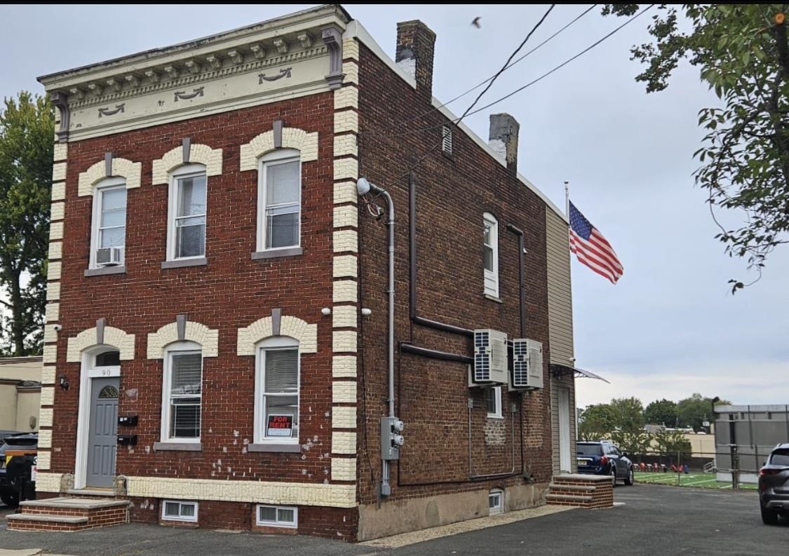 # 250013262 - For Rent in Nutley NJ