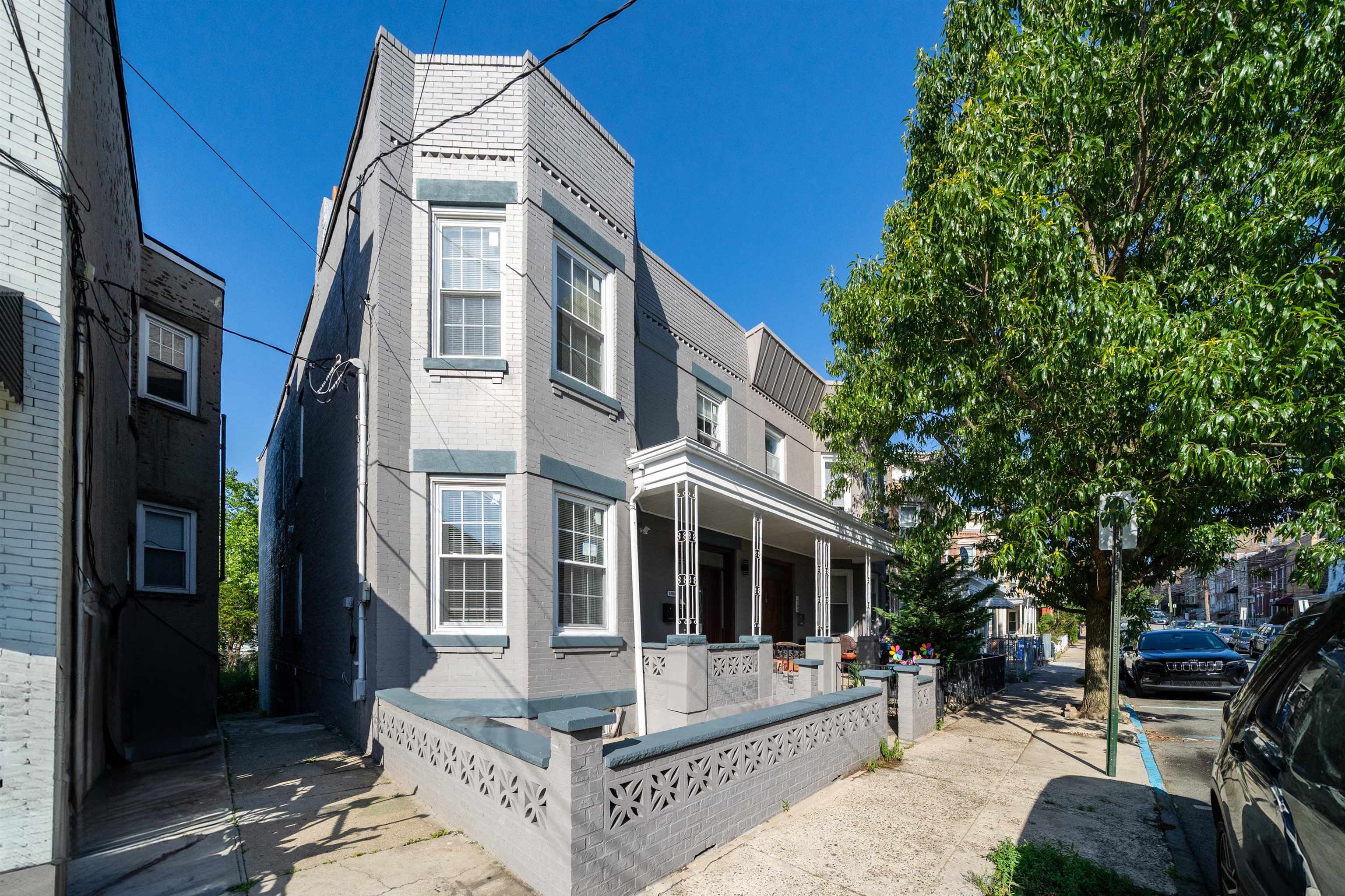 # 250013332 - For Rent in North Bergen NJ