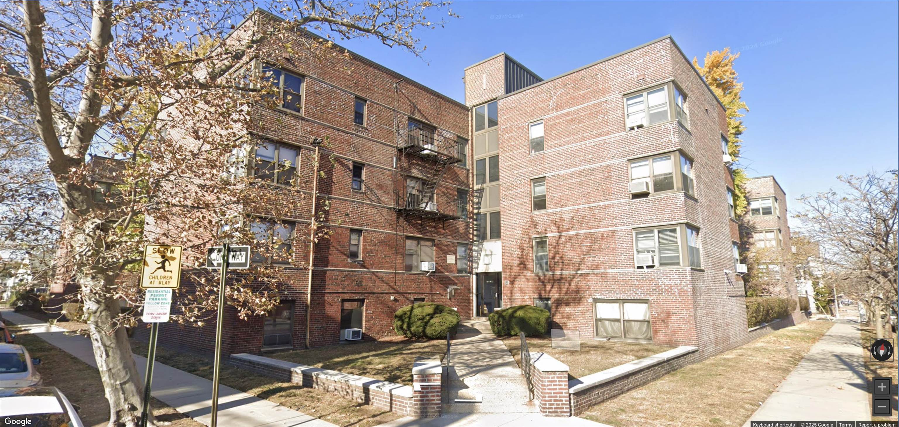# 250013384 - For Rent in Bayonne NJ
