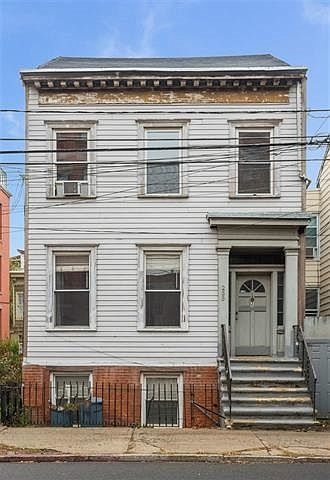 # 250013408 - For Rent in JERSEY CITY - Downtown NJ