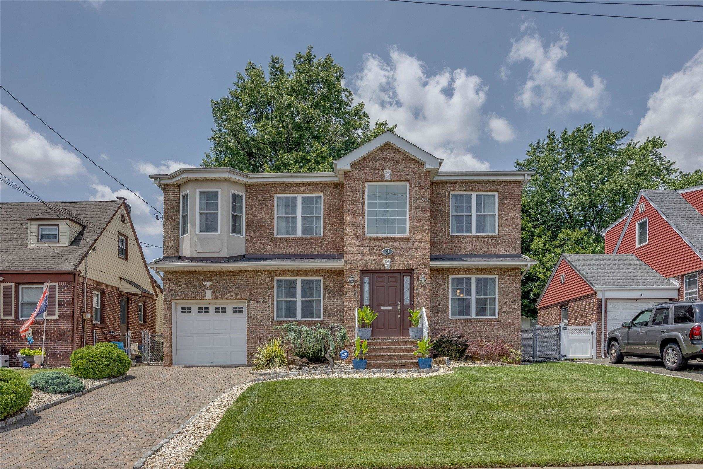 # 250013410 - For Rent in North Arlington NJ