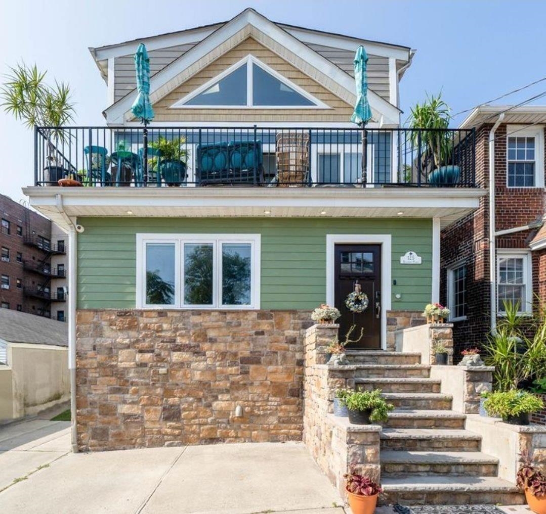 # 250013430 - For Rent in North Bergen NJ