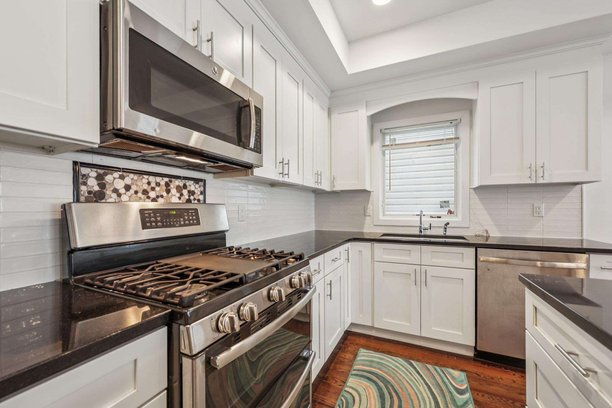 # 250013470 - For Rent in JERSEY CITY - Bergen-Lafayett NJ