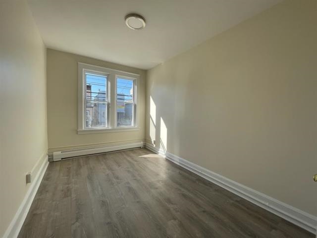 # 250013471 - For Rent in JERSEY CITY - West Bergen NJ