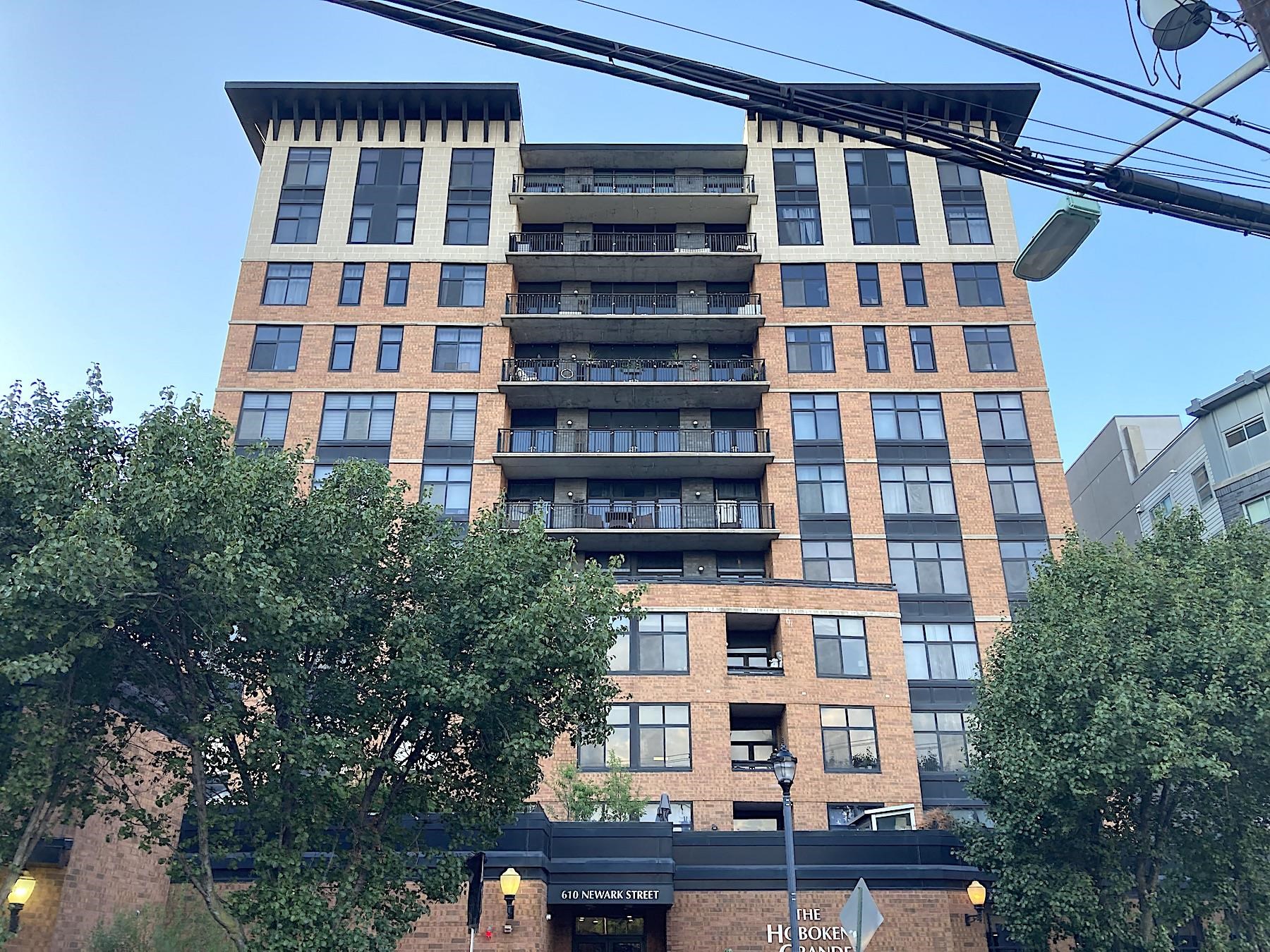 # 250013474 - For Rent in Hoboken NJ